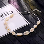 Load image into Gallery viewer, Short Sea Shell Necklace - Chronotik
