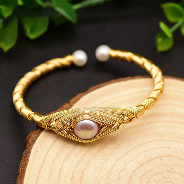 Thin pearl Bangle